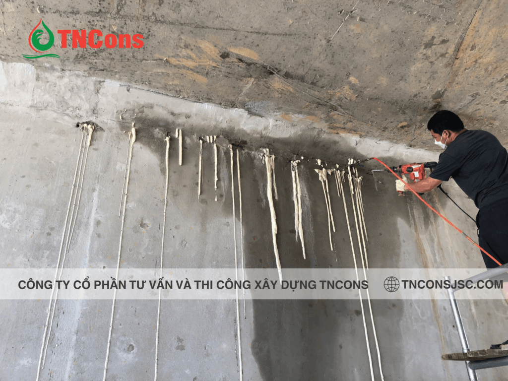 Dự án xử lý thấm hầm chui dân sinh 