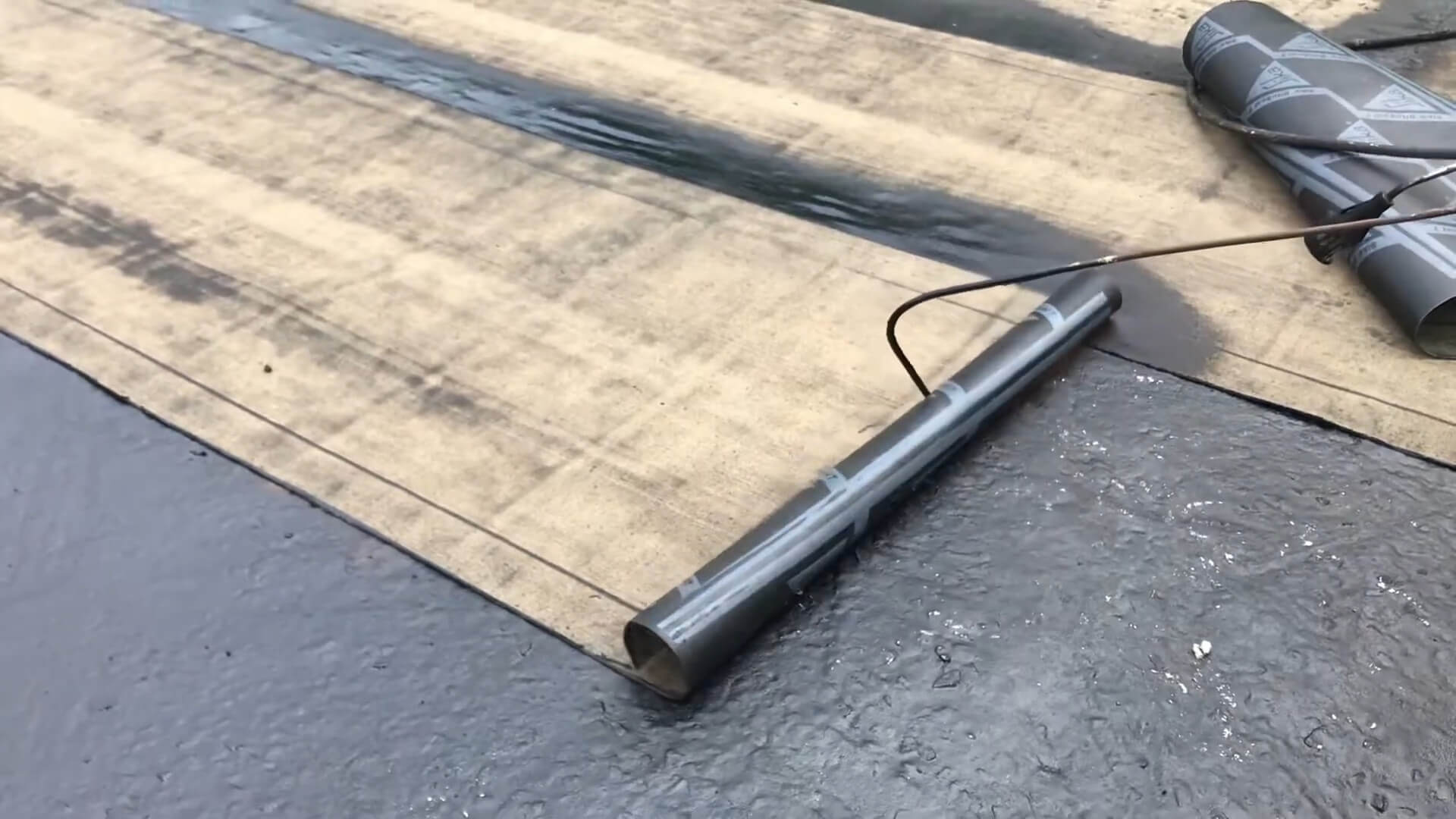 Chống thấm hiệu quả tại Hà Đông: Vì sao màng chống thấm là lựa chọn tối ưu?